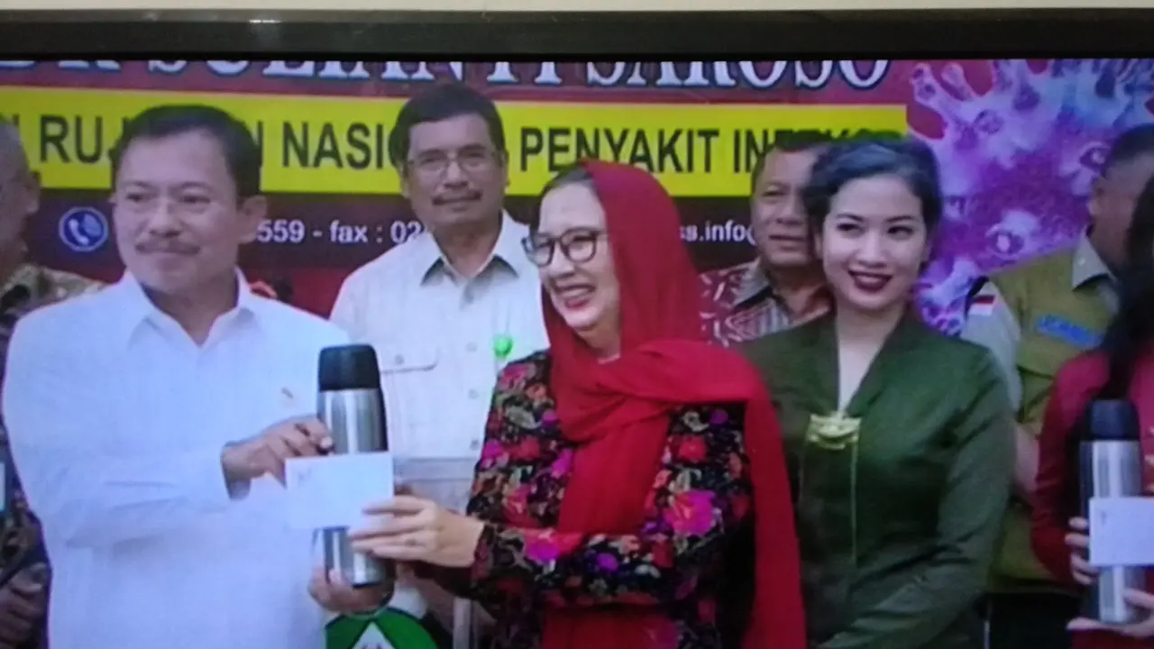 3 Pasien Sembuh Covid-19 Diberi Hadiah Jamu dari Jokowi