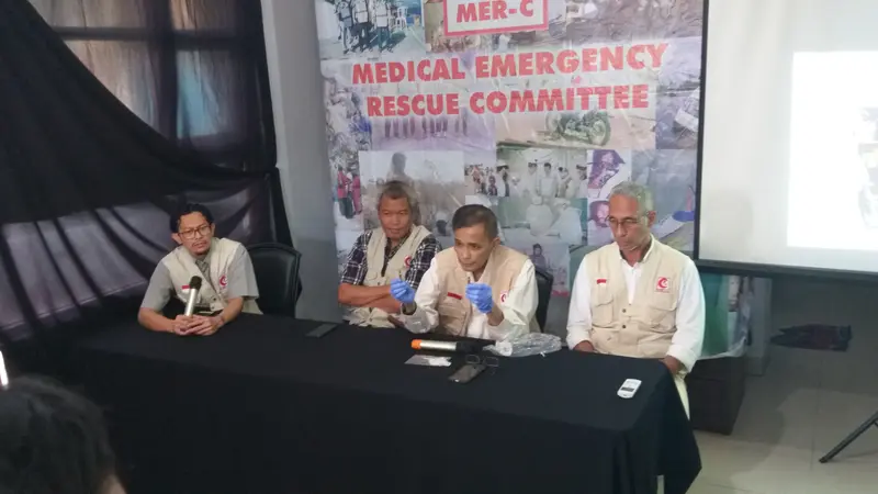 Medical Emergency Rescue Comitte atau MER-C Memberikan Keterangan Pers Terkait Aksi Tindak Kekerasan yang Diduga Dilakukan oleh Oknum Aparat Ketika Aksi 22 Mei 2019. (Foto: Liputan6.com/Ika Defianti)