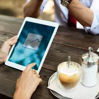 Nggak semua shio cocok buka bisnis di tahun Ayam Api ini. (Sumber foto: unsplash.com)