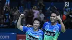 Ganda campuran Indonesia, Tontowi Ahmad/Liliyana Natsir usai melawan Chan Peng Soon/Goh Liu Ying (Malaysia) pada Final Indonesia Open 2018 di Istora GBK, Jakarta, Minggu (8/7). Tontowi/Liliyana unggul 21-17, 21-8. (Liputan6.com/Helmi Fithriansyah)