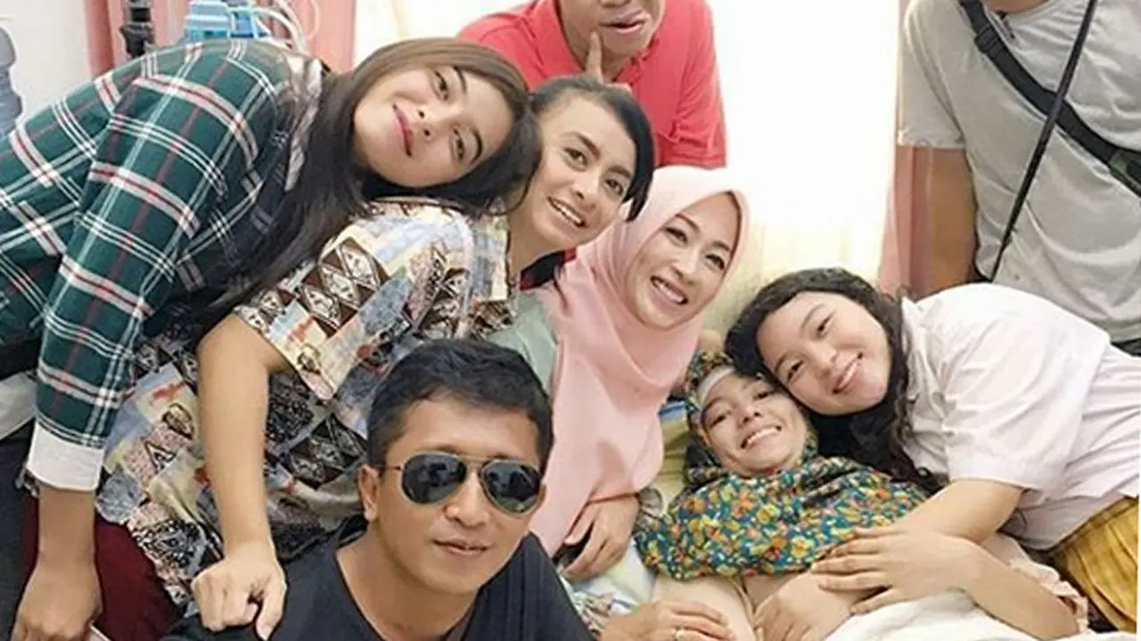 Renita Sukardi dan Kanker Payudara