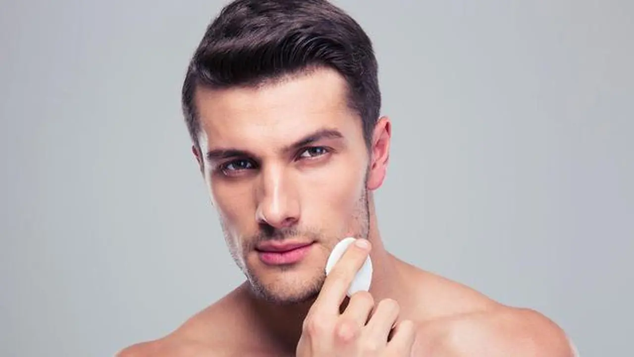 Deretan Artis Pria Yang Menyukai Produk Perawatan Kulit