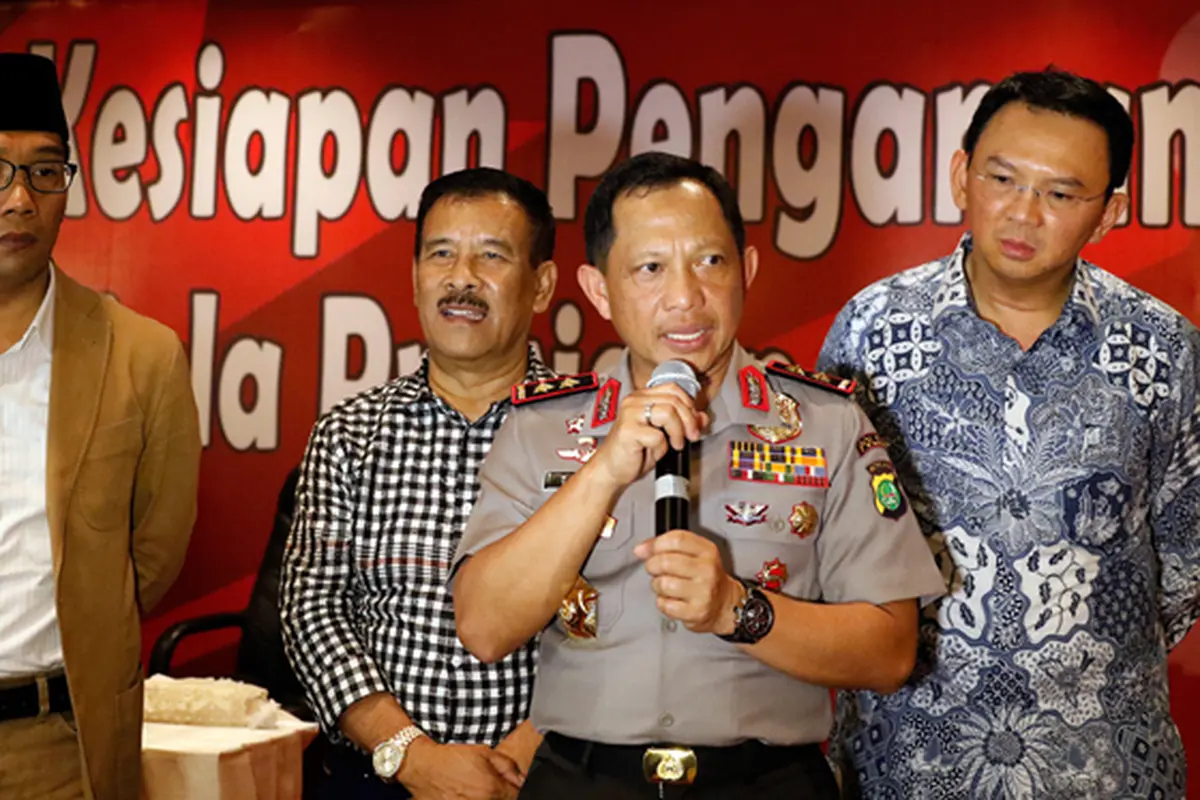 20151016-Final-Piala-Presiden-Kapolda,-Ahok-dan-Ridwan-Kamil
