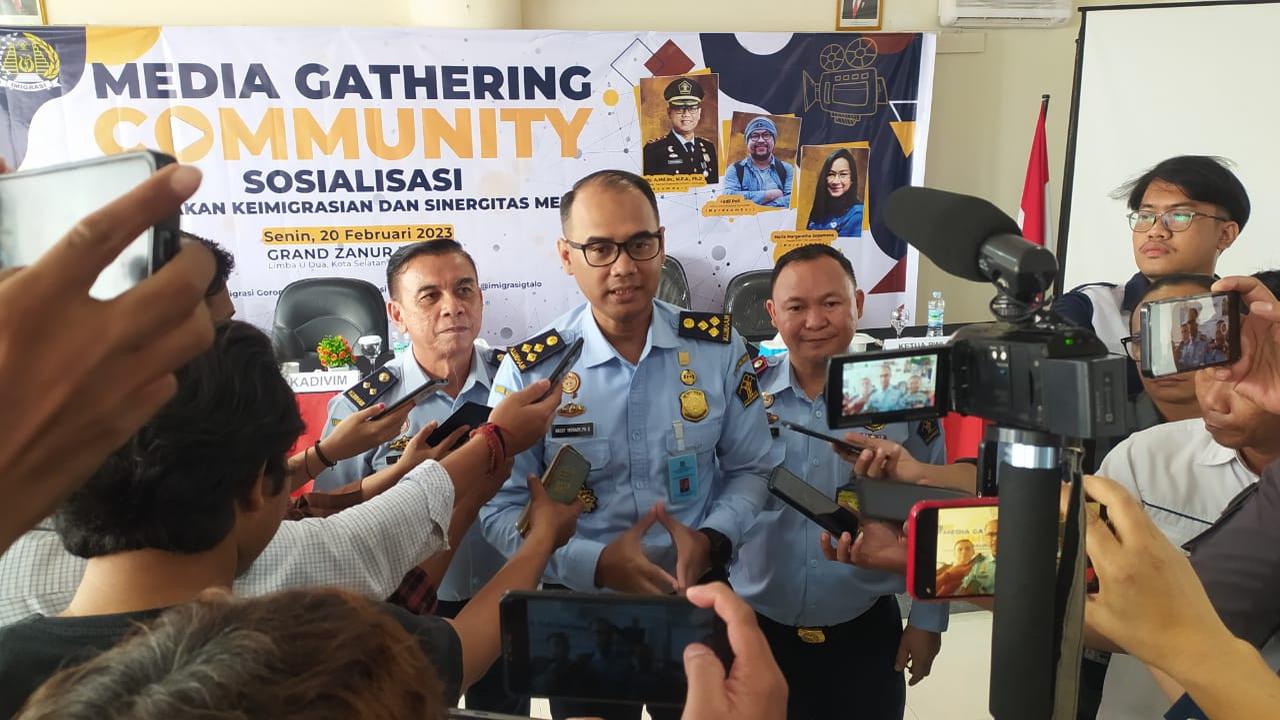 Kepala Divisi Keimigrasian Provinsi Gorontalo Andry Indrady