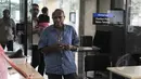 Kerabat dari para tahanan KPK berkunjung ke KPK untuk menjenguk para tahanan di gedung KPK, Jakarta, Kamis (14/5/2015). (Liputan6.com/Herman Zakharia)