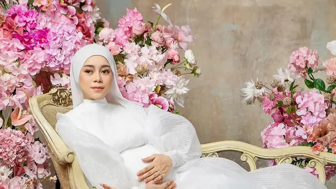 Potret Maternity Shoot Lesti Kejora