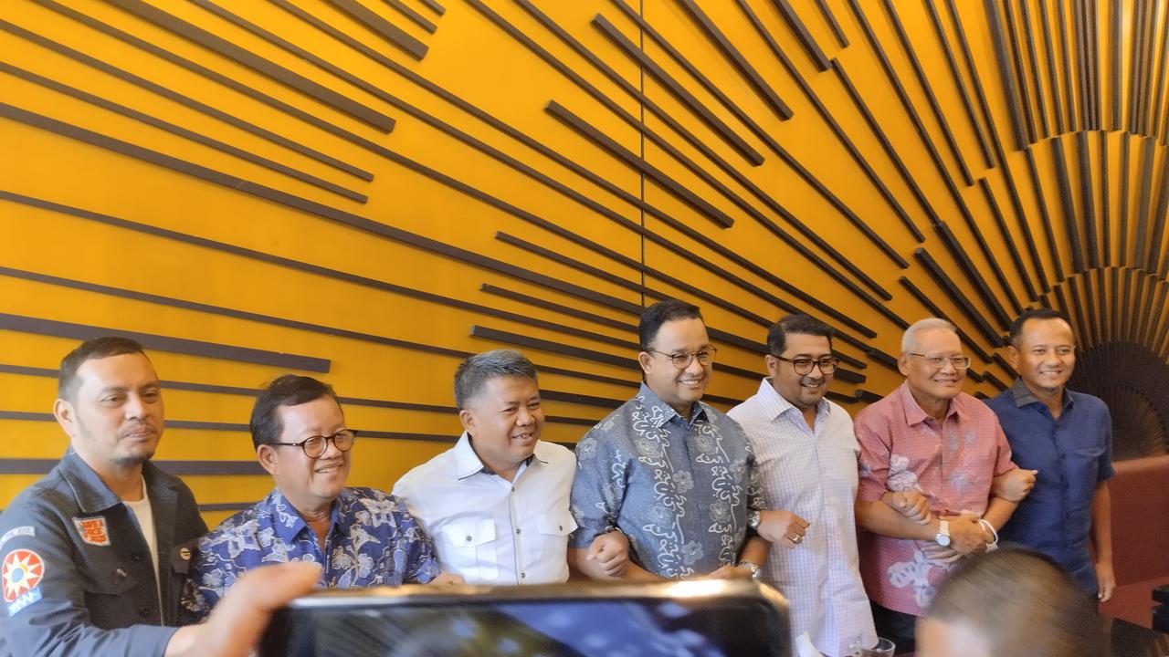 Anies Baswedan bersama tim kecil Koalisi Perubahan