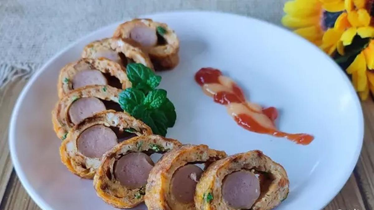 11 Resep Sosis Telur Praktis dan Lezat, Tumis hingga Gulung