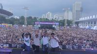 Grup band Wali saat tampil pada hari kedua gelaran KapanLagi Buka Bareng (KLBB) Festival 2026 di Stadion Madya, Kompleks Gelora Bung Karno, Senayan, Jakarta, Minggu 1 Maret 2026. (Dok/Kapanlagi Youniverse)