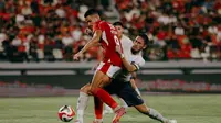 Bali United melawan Persita Tangerang 0-0 dalam lanjutan pekan ke-10 BRI Super League 2025/2026 di Stadion Kapten I Wayan Dipta, Sabtu malam (25/10/2025). (Bola.com/Alit Binawan)