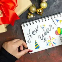 Gambar grafiti New Year (Foto: Freepik/KamranAydinov).