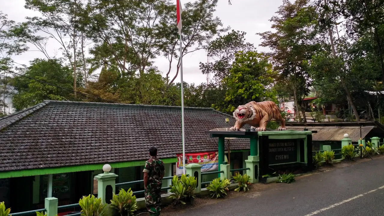 Saat Bupati Dedi Ajari Bupati Garut Melawan Perambah Hutan
