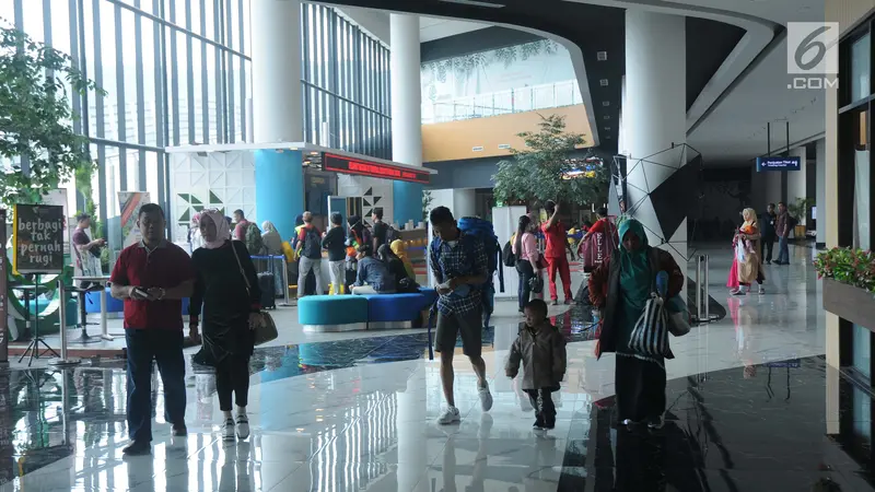 Melihat Megahnya Terminal Penyeberangan Eksekutif Sosoro Merak