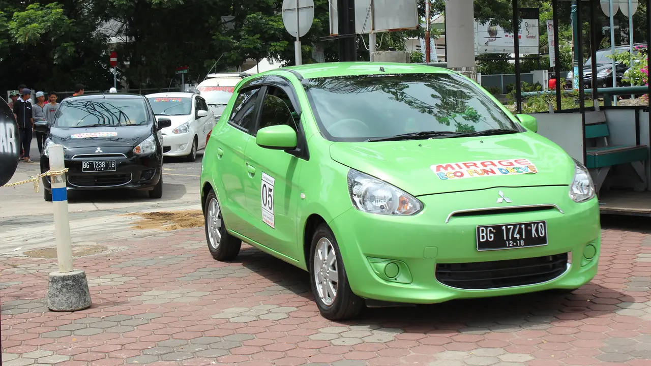Mitsubishi: Mirage Solusi Penaikan Harga BBM
