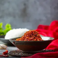 Ilustrasi Mie Pedas Mie Sambal Geprek / Freepik by jcomp