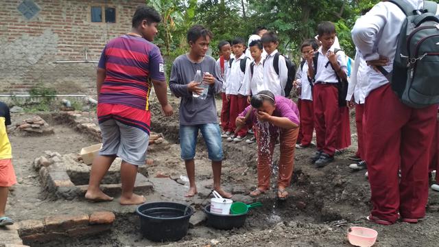Geger Temuan Makam Kuno dan Sumur Berkhasiat di Cirebon ...