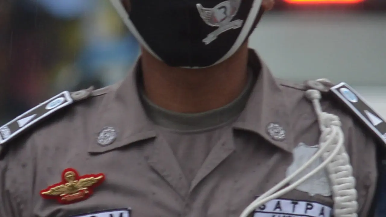 Seragam baru satpam
