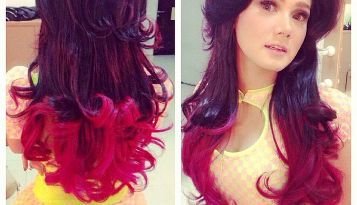 Inspirasi Warna Rambut Mulan Jameela - Photo Fimela.com