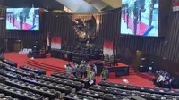 Majelis Permusyawaratan Rakyat (MPR) menggelar gladi kotor pelantikan Presiden dan Wakil Presiden RI 2024-2029, Prabowo Subianto-Gibran Rakabuming Raka di gedung Nusantara, Kompleks MPR/DPR/DPD RI, Senayan, Jakarta, Jumat (18/10/2024). (Liputan6.com/Delvira Hutabarat)