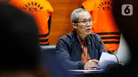 Wakil Ketua KPK, Alexander Marwata mengatakan Bupati Kepulauan Meranti, Riau periode 2021 s/d 2024 Muhammad Adil akan ditahan selama 20 hari ke depan di Rutan Gedung Merah Putih KPK. (Liputan6.com/Angga Yuniar)