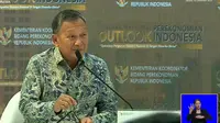 Menteri Energi dan Sumber Daya Mineral (ESDM) Arifin Tasrif dalam Seminar Nasional Perekonomian Outlook Indonesia, di Jakarta, Jumat (22/12/2023). (Tira/Liputan6.com)