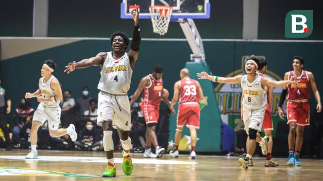 Foto: Keseruan Pertandingan IBL All Star 2022, Tim Putih Menang Tipis atas Tim Merah