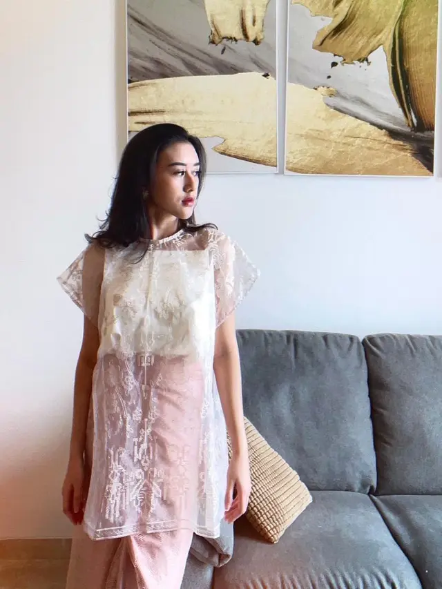 6 Inspirasi Outfit Kondangan Selain Kebaya dari Cucu Mooryati Soedibyo Kusuma Puteri yang Tampilkan Aura Paripurna