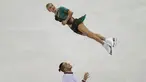 Atlet Rusia, Tatiana Volosozhar dan Maxim Trankov, beraksi di nomor short program Kejuaraan Eropa Figure Skating ISU di Bratislava, Slowakia, (29/1/2016). (Reuters/David W Cerny)