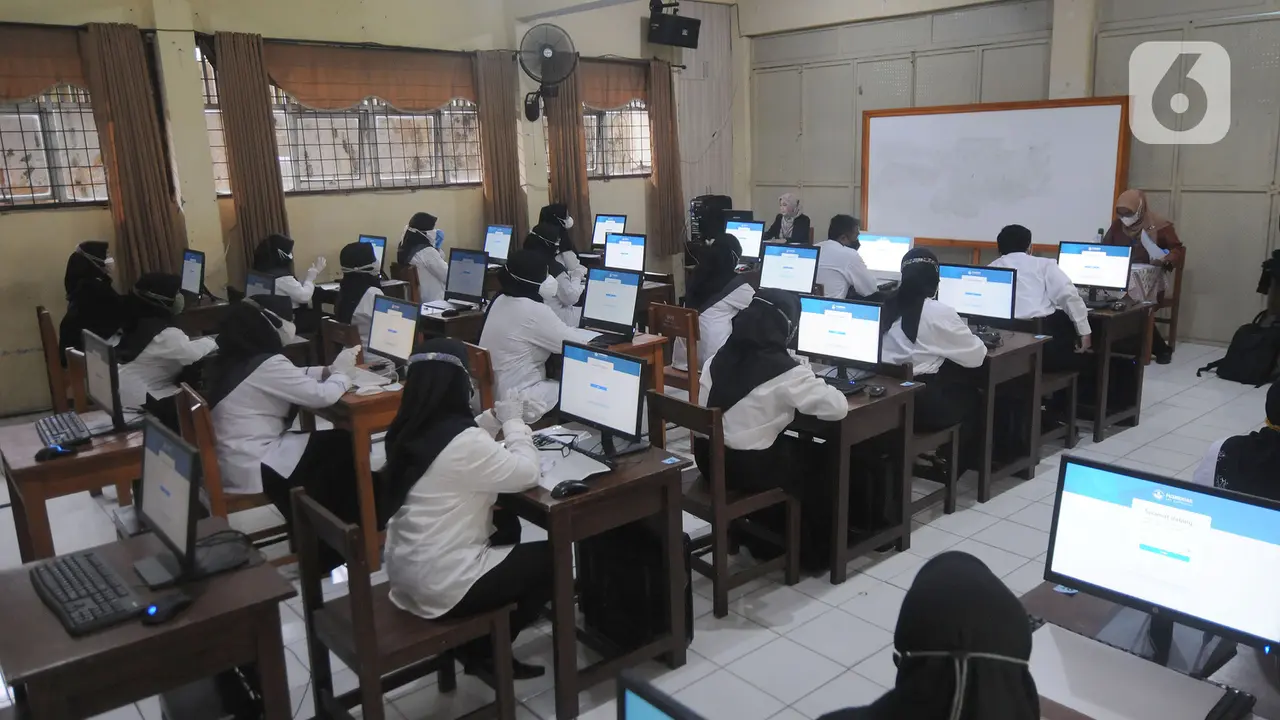 Calon Guru Ikuti Ujian Seleksi P3K