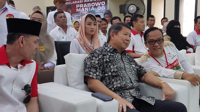 Relawan Joman mendeklarasikan kelompok relawan pendukung Prabowo bernama Prabowo Mania 08, Minggu (12/3/2023). Deklarasi dihadiri adik Prabowo Subianto , Wakil Ketua Dewan Pembina Gerindra Hashim Djojohadikusumo.