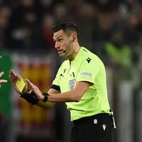 Alasan Wasit Piala Dunia 2026 Pakai Seragam Pink di Laga Arab Saudi vs Uruguay