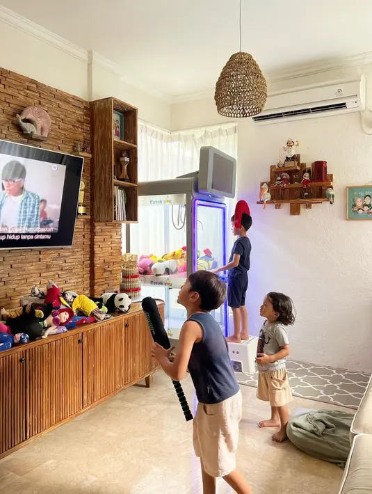 [Instagram/zaskiadyamecca]