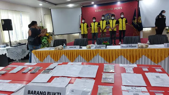 Imigrasi Bandara Soetta Gagalkan Penyelundupan Manusia oleh WN India Menuju Australia.