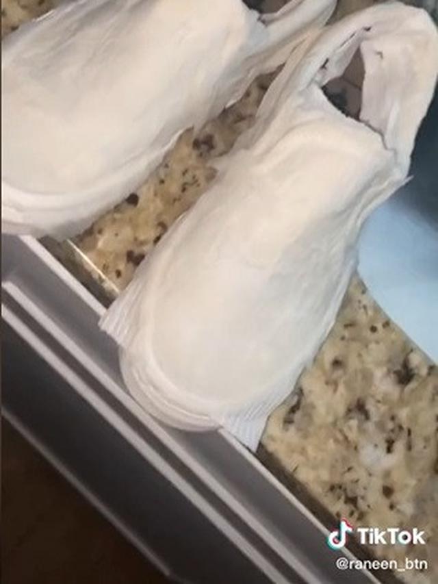 trik cuci sepatu putih