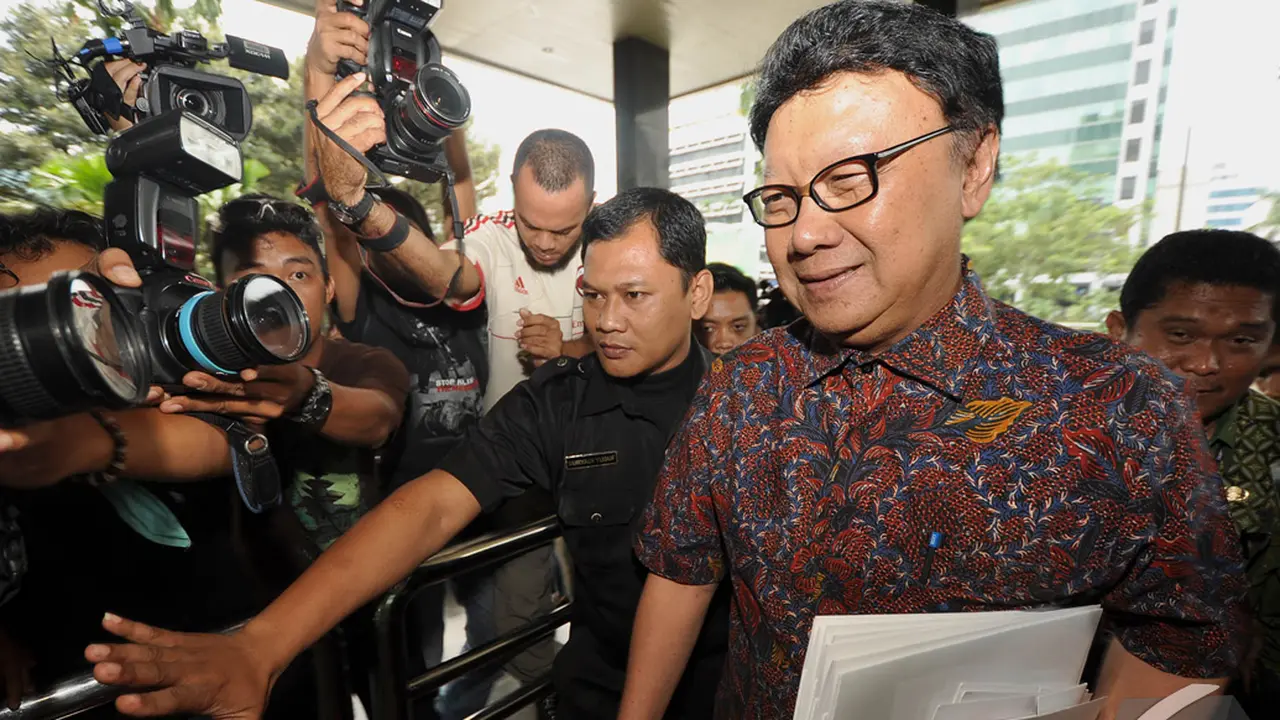 Tjahjo Kumolo Bahas Rekening Gendut dengan KPK