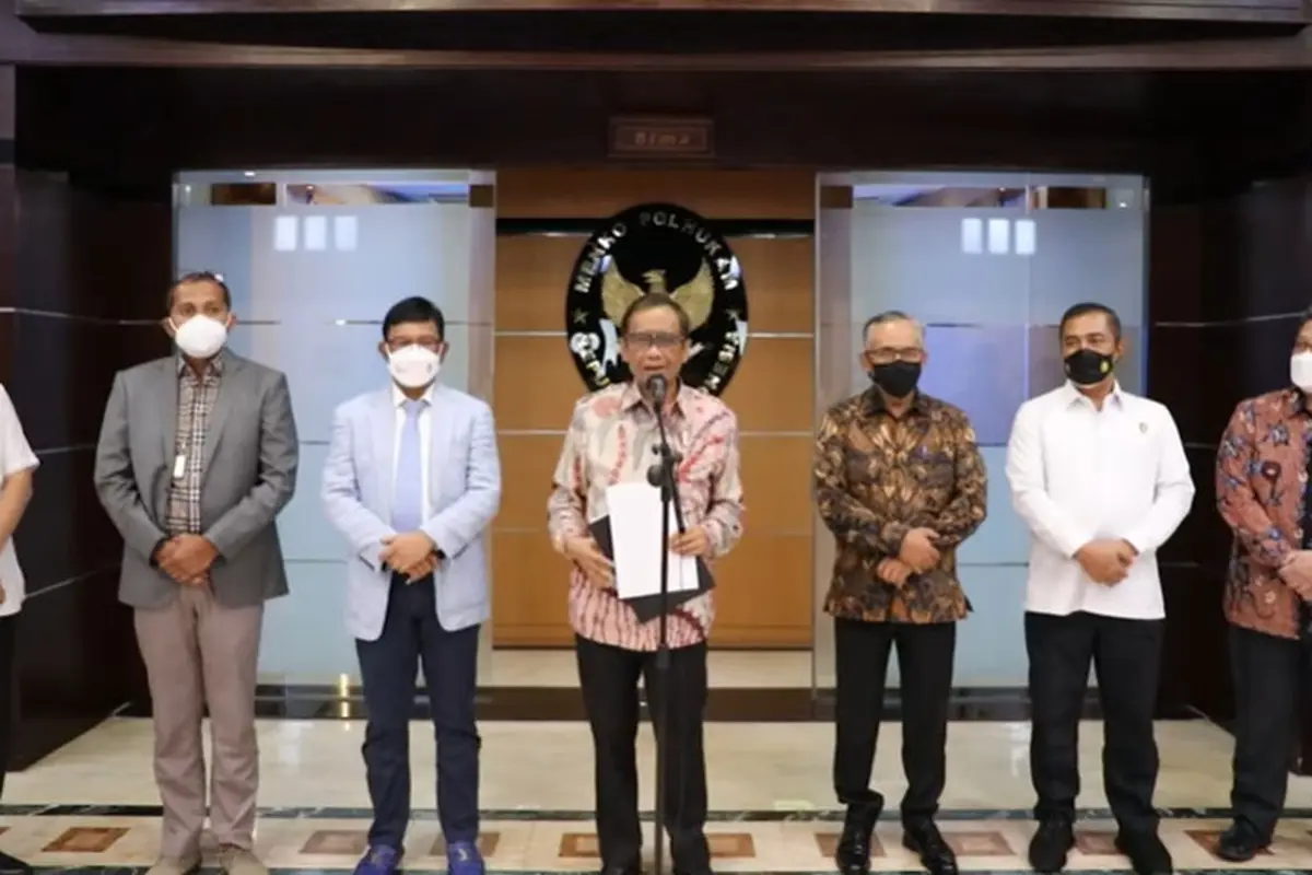 Konferensi Pers Pinjaman Online