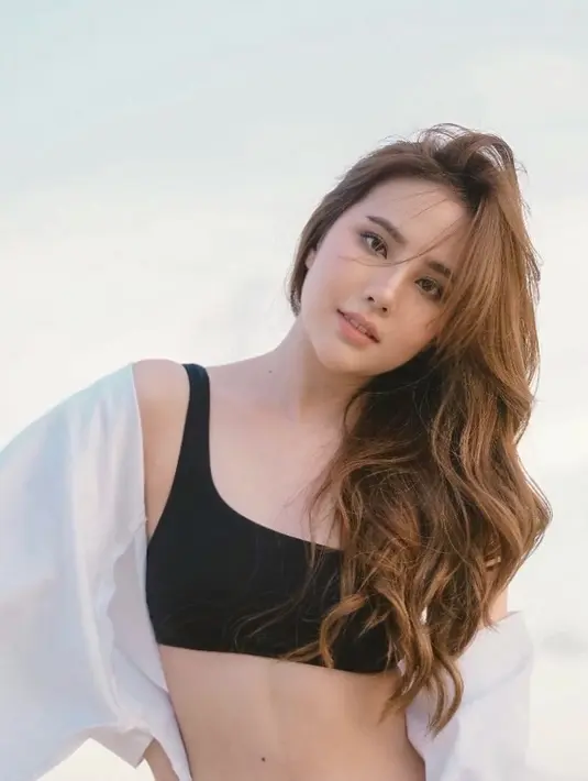 <p>Meniti karir sebagai penyanyi, Agatha Chelsea telah memiliki beberapa album dan kini juga aktif di dunia akting. (Foto: instagram.com/@agatha_chelsea)</p>