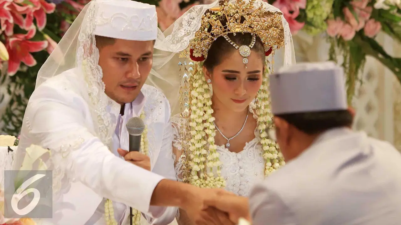 Puadin Redi dan Ryana Dea