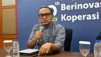 Direktur Utama SMESCO Indonesia, Wientor Rah Mada dalam konferensi pers Capaian 10 Tahun Kinerja BLU SMESCO KemenKopUKM, di Kementerian Koperasi dan UKM, Jakarta Selatan, Kamis (17/10/2024). (Tira/Liputan6.com)