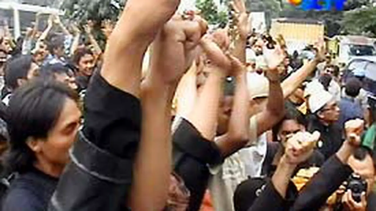 030406cmahesa.jpg