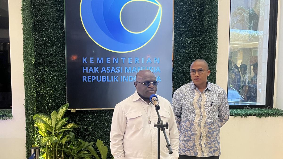 Natalius Pigai Kritik Tuntutan Hukuman Mati ABK Kasus Sabu 2 Ton, Sebut Tak Selaras HAM