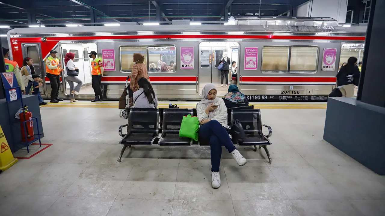 Gedung Baru Stasiun Rangkasbitung Ultimate Resmi Beroperasi