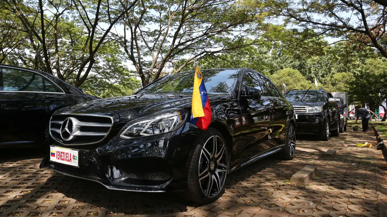Perjalanan Mercedes Benz di Konferensi Asia Afrika
