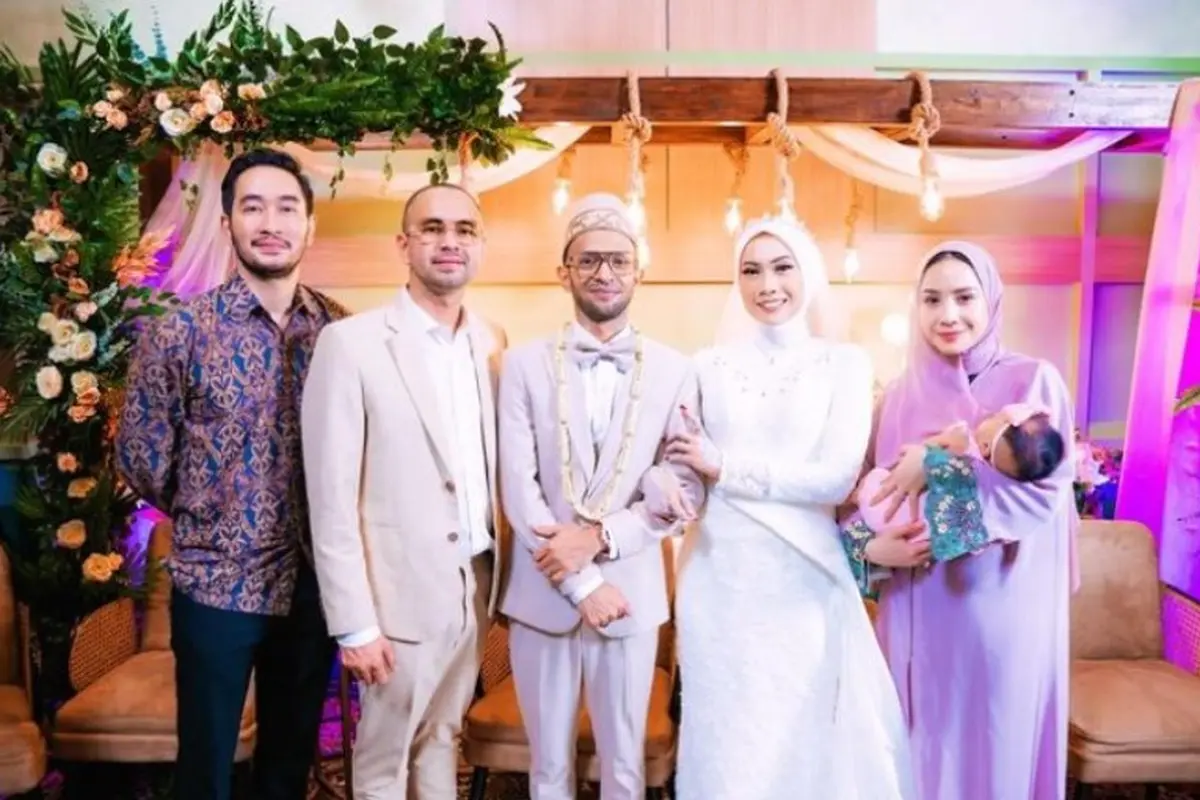 Raffi Ahmad Jadi Saksi Pernikahan Karyawannya dan Kasih Kado Khusus, Penampilan Nagita Slavina Bikin Salah Fokus