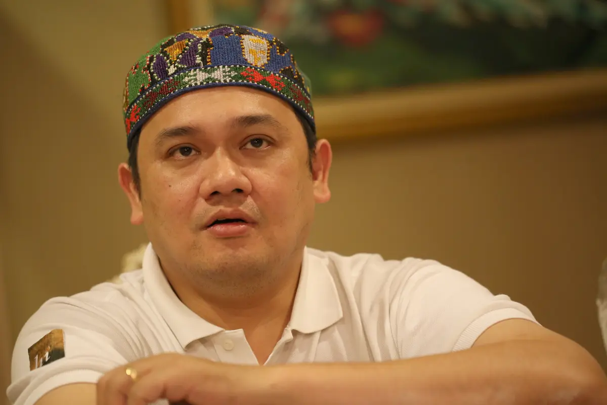 [Bintang] Farhat Abbas