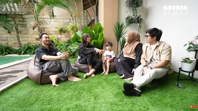 Rumah Syahnaz Sadiqah dan Jeje Govinda (YouTube/AH)