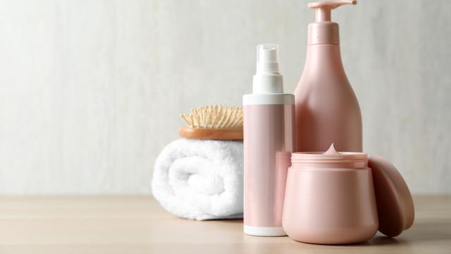 Perbandingan antara Produk Perawatan Rambut untuk Rambut Rontok, Apa Saja Rekomendasinya?