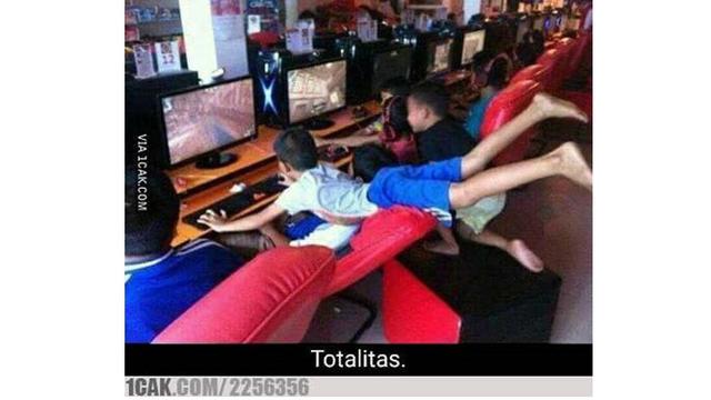 6 Kelakuan Konyol Orang Main Game Ini Bikin Kamu Geleng Kepala