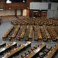 Suasana Sidang Paripurna DPR ke-12 masa persidangan I tahun 2015-2016, Senayan, Jakarta, Selasa (8/11/2015). Sidang ditunda hingga Selasa (15/12) mendatang karena hanya dihadiri oleh 144 dari 557 orang anggota. (Liputan6.com/Johan Tallo)