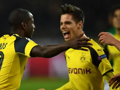 Borussia Dortmund menjadi tim kelima yang lolos ke 16 besar Liga Champions setelah menang 1-0 atas Sporting CP pada matchday ke-4 di Signal Iduna Park, Rabu (2/11/2016) waktu setempat. (AFP/Patrik Stollarz)